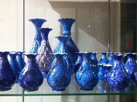 vasi minà in rame battuto e dipinto a mano